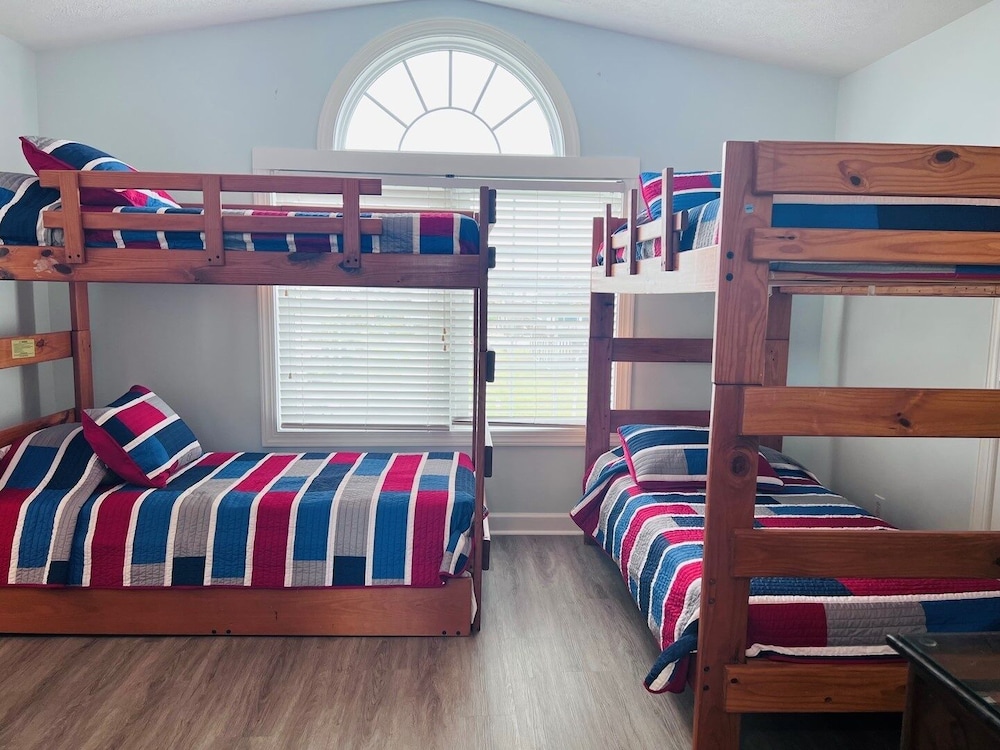 Sunny Times 4 Bedroom Home by RedAwning