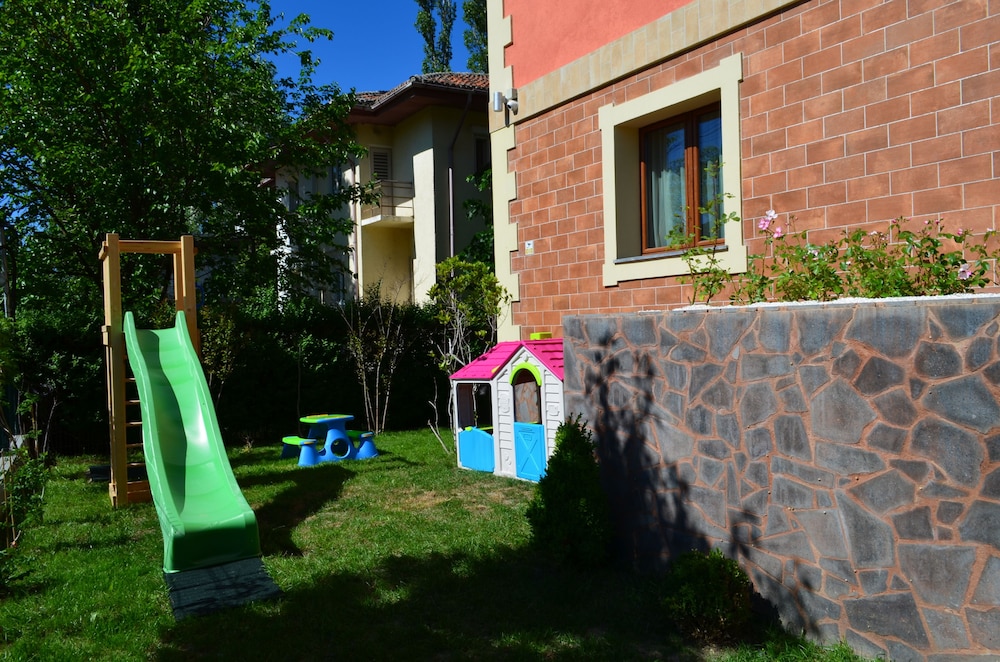 Aparthotel Luxury Ovidiu Mamaia