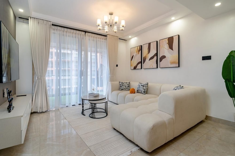Urban Oasis View Palace Apartments-3 Bed