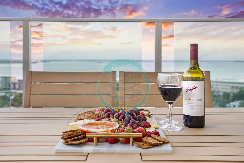 The Lava Lounge Panoramic Rooftop Holiday Retreat