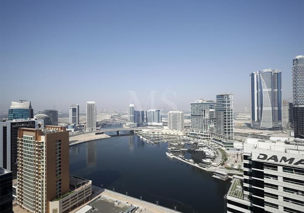 Mh-1 Bhk With Stunning Canal View in Reva Residence Ref 26005