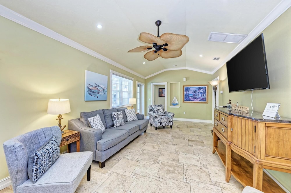 Anna Maria Island Surfside Bungalow view 2
