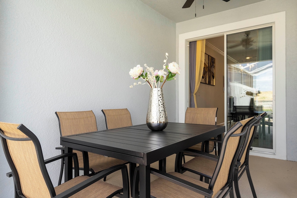 Gorgeous 4Bd w Pool Champions Gate 1196 - Image 4