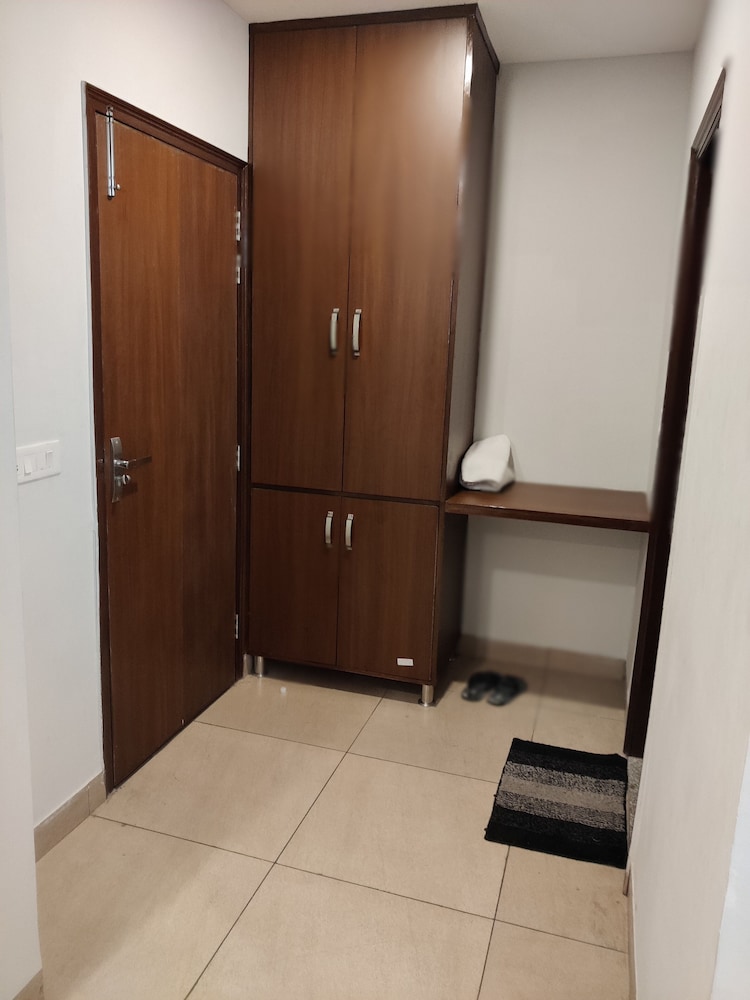 Barog Residency