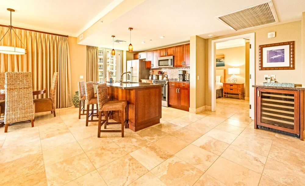 Honua Kai Hokulani 3 Free Rental Cars KBM Resorts Amazing 3 Units, 5 Bedrooms Ml-1772