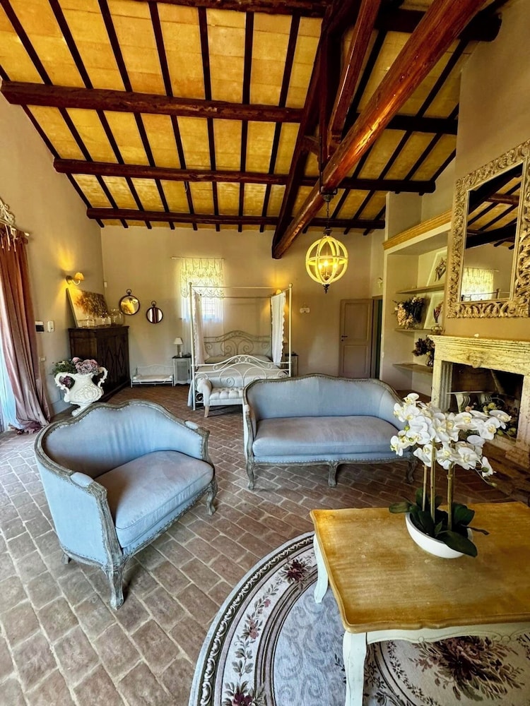 Il Borgo delle Pampare