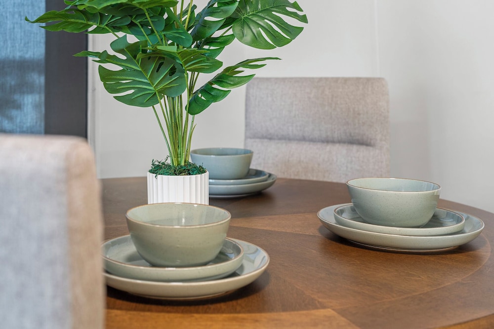 Furnished Apts near Harvard Stadium