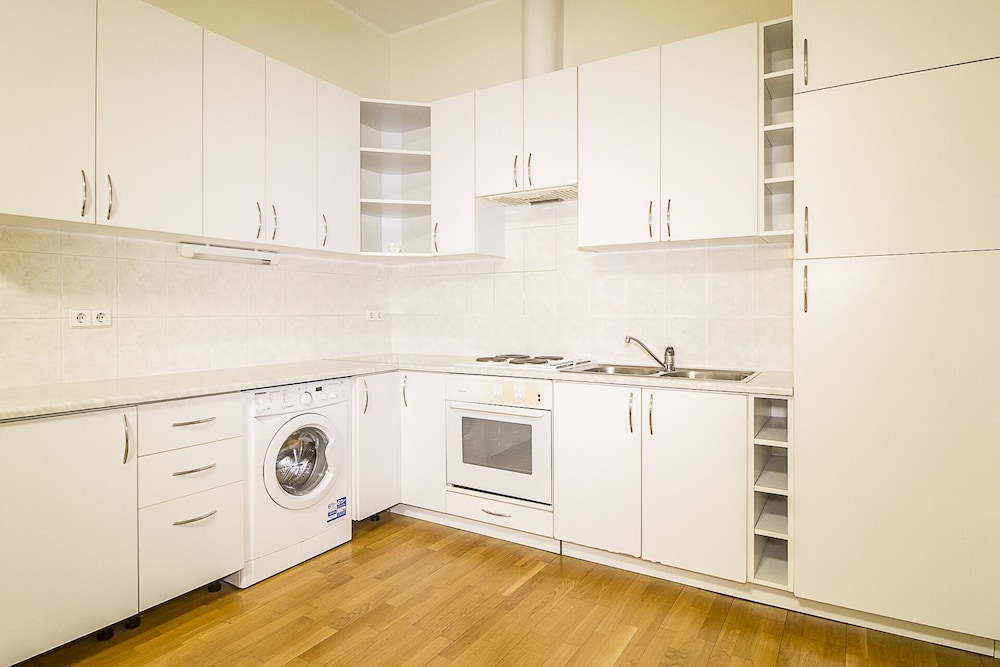 WINWINSTAY Apartment in Historical Area view 3