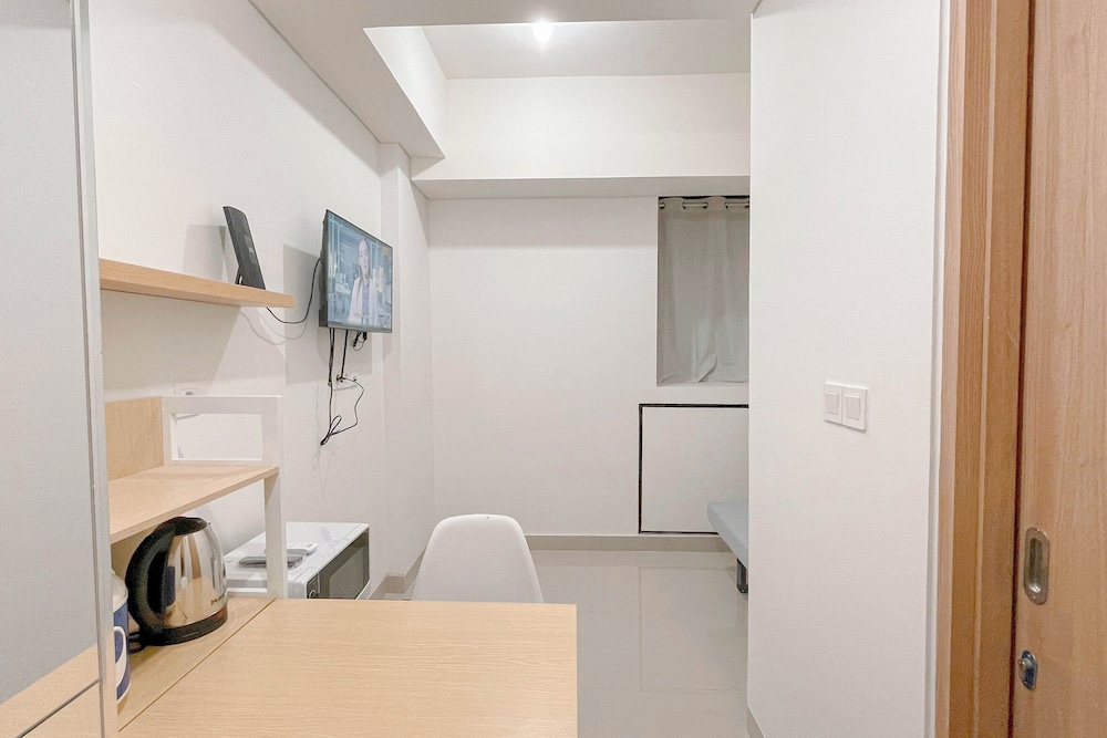 Good Deal Studio Room (No Kitchen) Apartment Bandaraya - Tallasa City Makassar