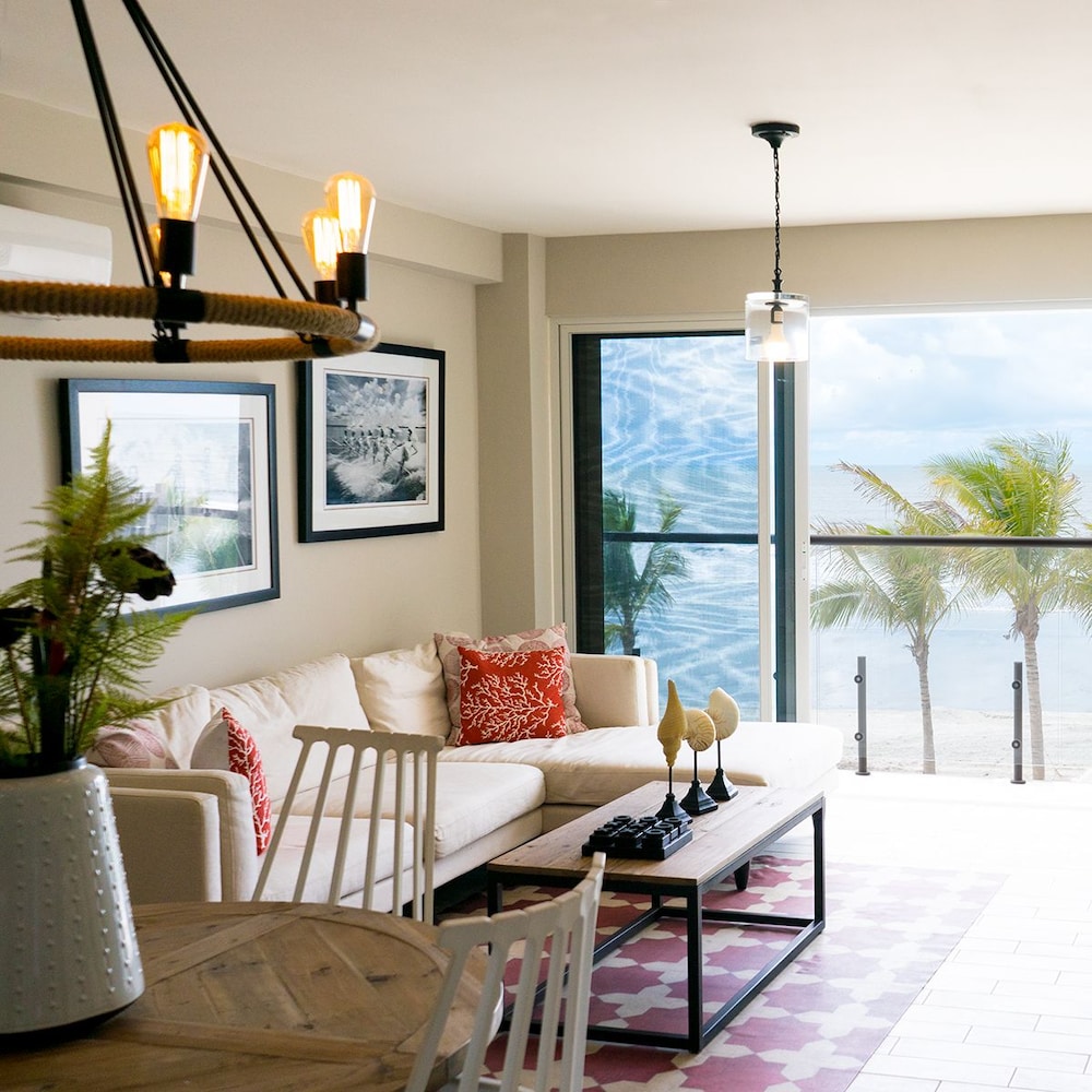 Surfside Beachfront Suites by Playa Caracol Resorts view 4