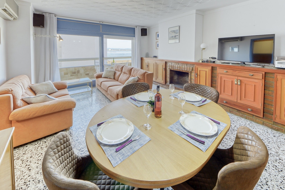 Beautiful Apartment With View