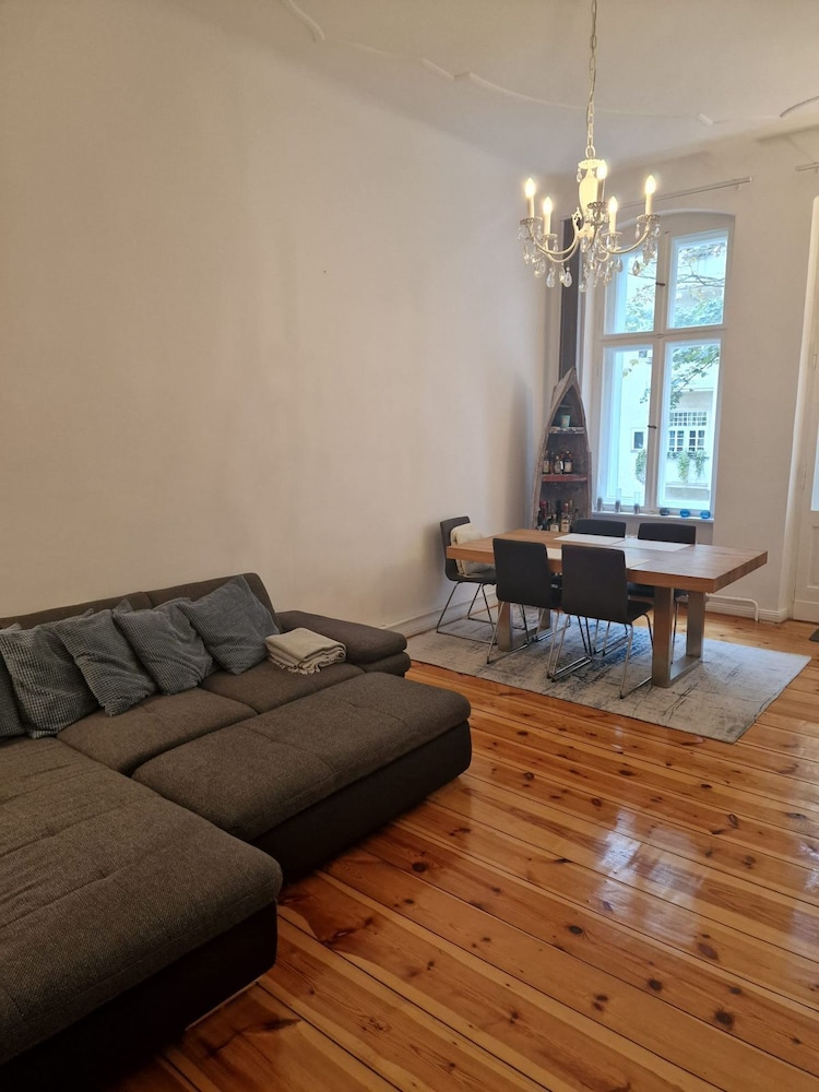 Family Apartment Charlottenburg