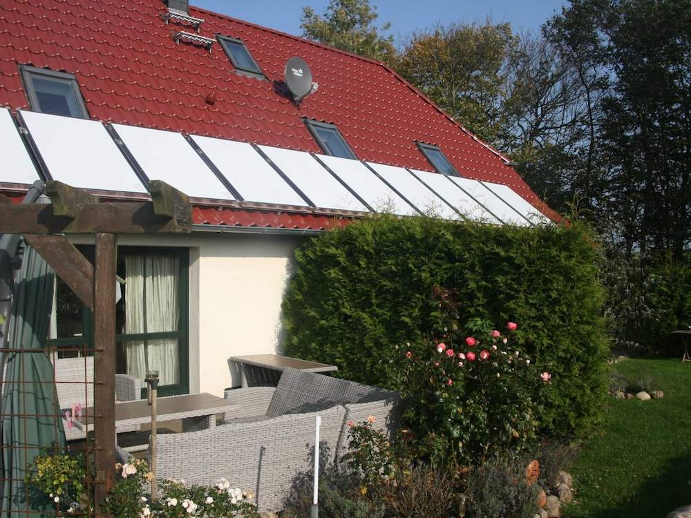 Cozy Apartment in Kägsdorf near Sea view 3