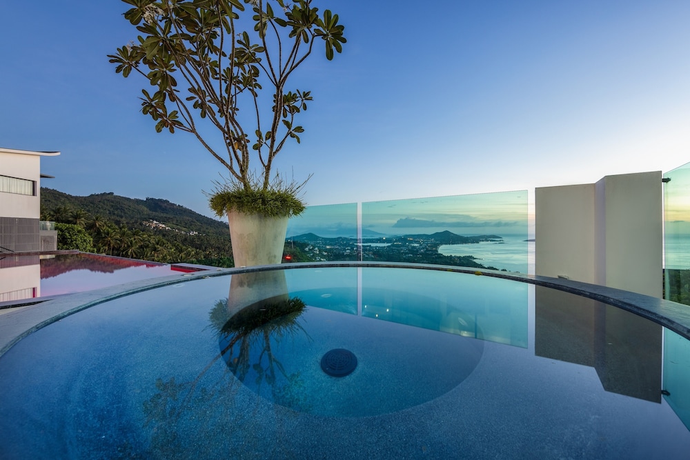 SOMA 4 Bedrooms SEAVIEW Pool Villa