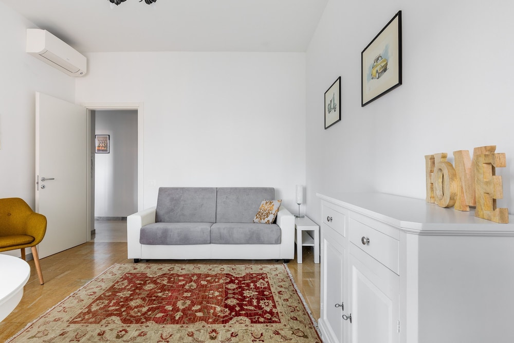 A Casa di Giorgia II by Wonderful Italy