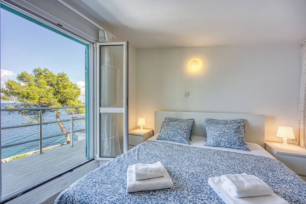 Valdarke Seaside Apartment