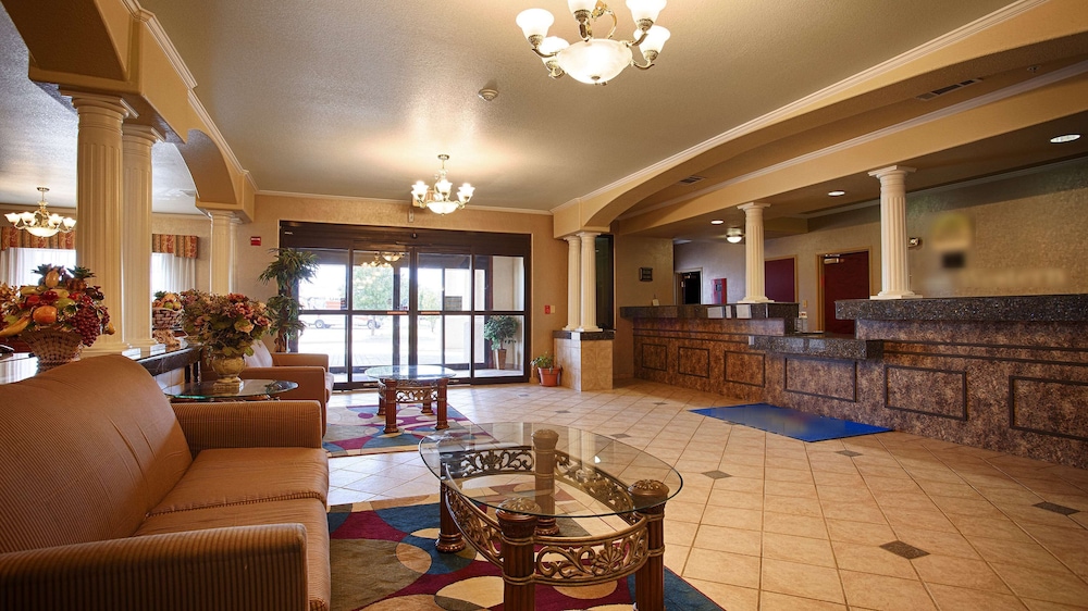 SureStay Plus Hotel by Best Western Quanah