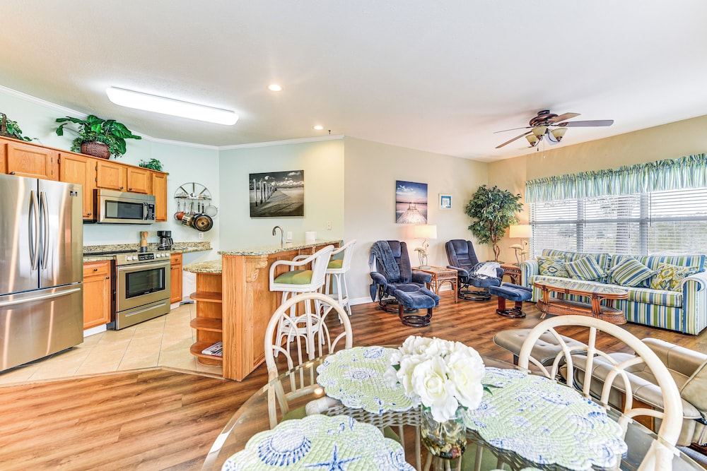 Golfer's Oasis 1 Mi to Ocean: River Creek II Condo