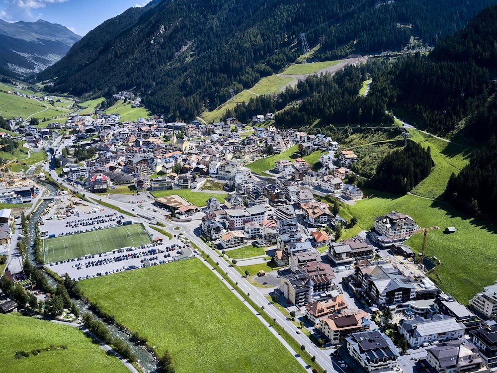 Apartment in Ischgl at the ski bus Stop