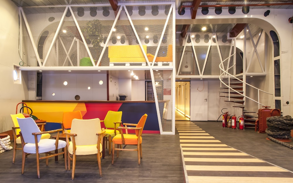 Botel Marina - Hostel