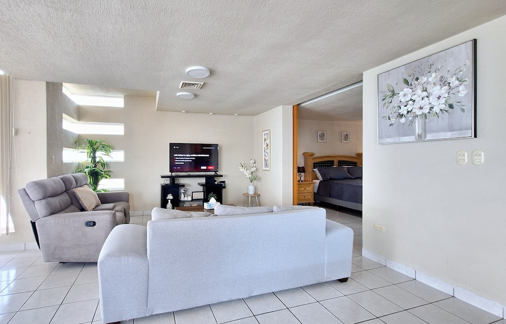 Ocean view 2BR Condo downtown Cozumel
