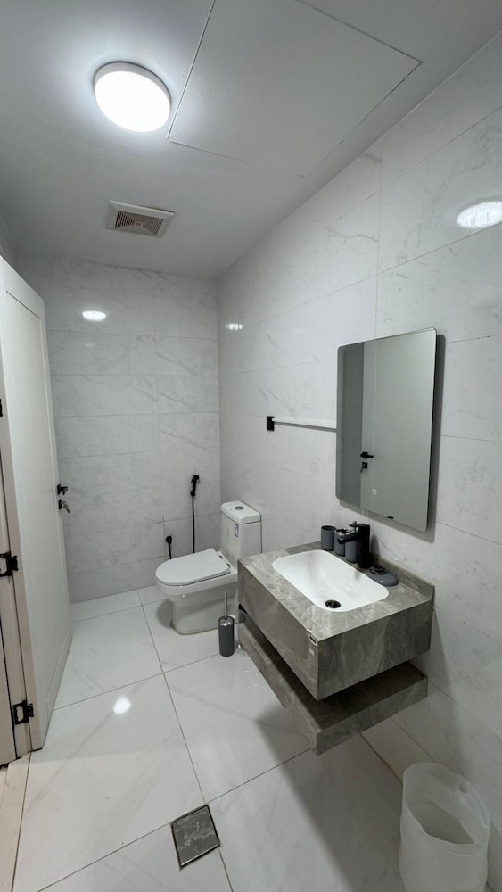 Suites OrbitNet Compound