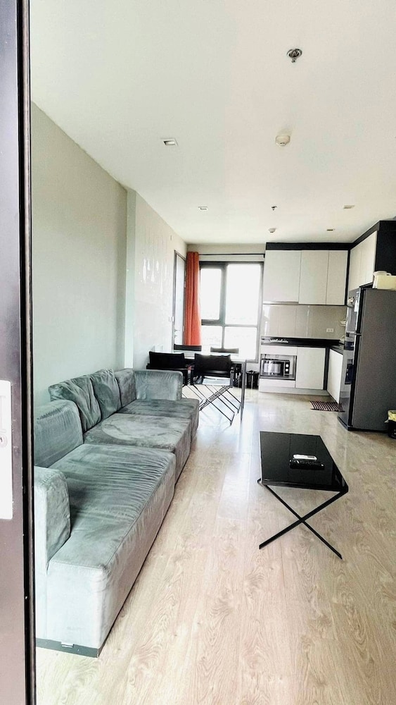 2 Bed Room Beautiful Location - Central Pattaya
