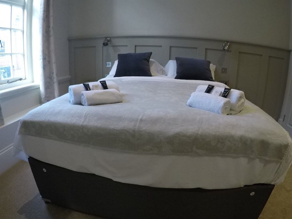 Marlborough Vacations - The Bear Marlborough - Property Image 23