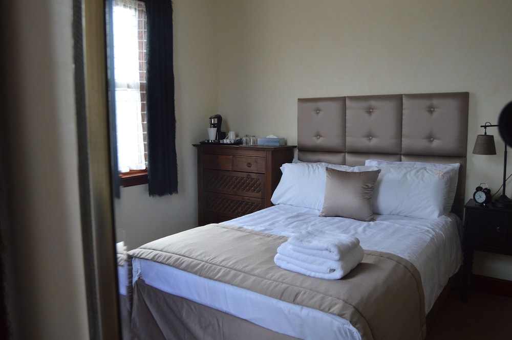 Knysna House