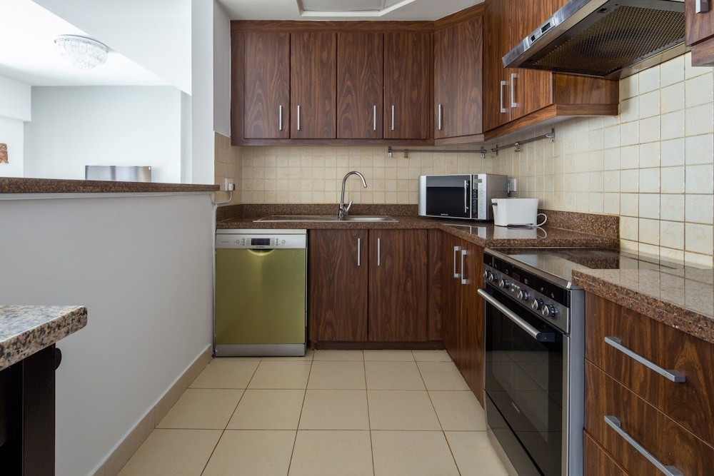 Stylish 2BR Apartment In Business Bay