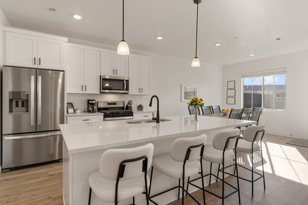 Desert Retreat Near Sand Hollow 4 Bedroom Townhouse