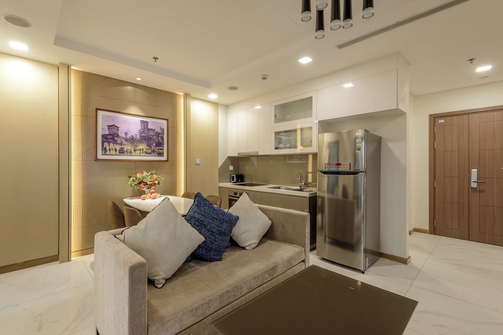 Landmark 81 & Vinhomes - ZEN Saigon Citypoint.
