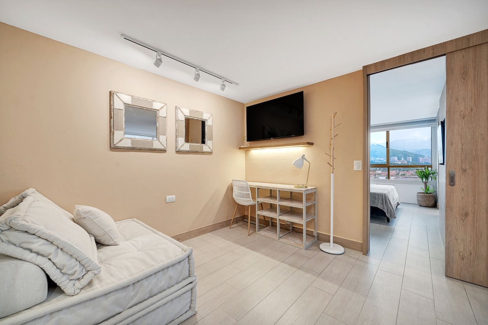 Apartamentos Alcazar Oviedo byHOUSY HOST