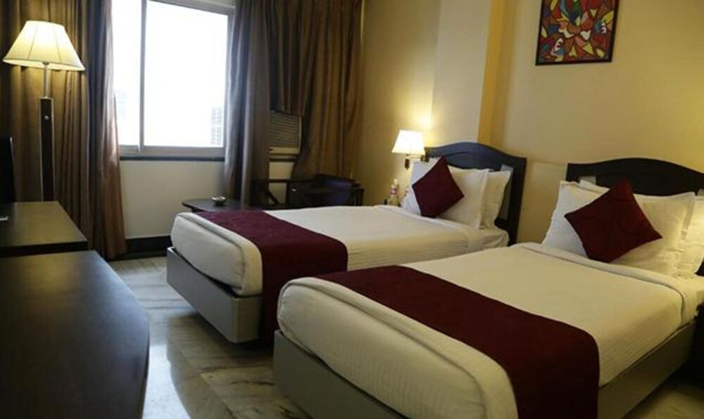 Fabhotel Prime Capitol Residency view 4