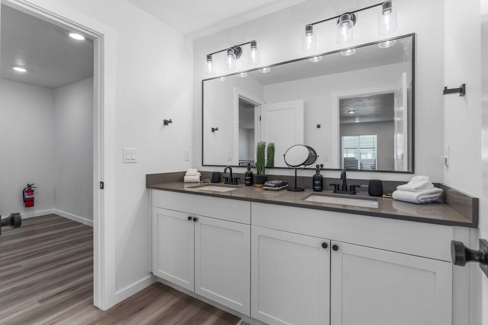 Sunset Ridge - Private Hot Tub Resort Amenities