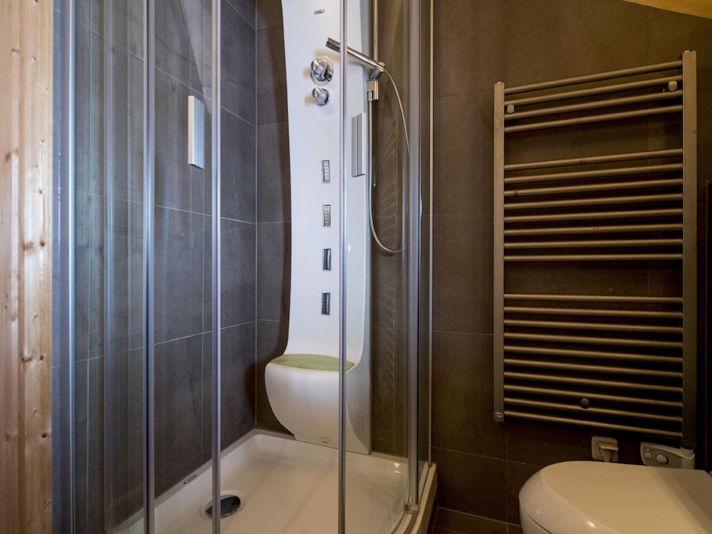 Chalet in Alps Near Ski Slopes and Sauna