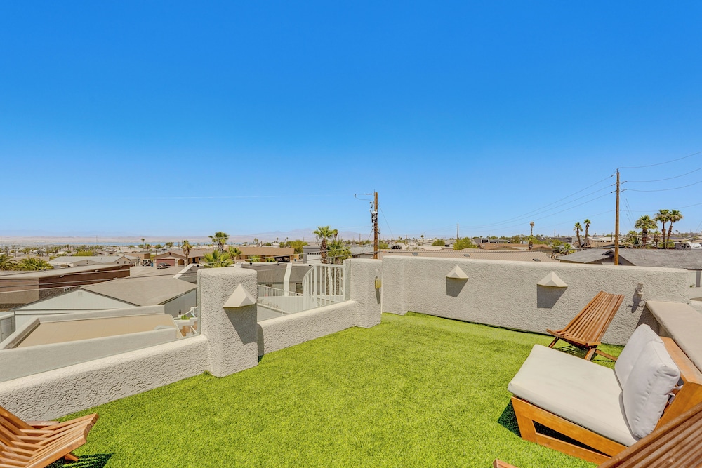 Lake Havasu Retreat w/ Pool, Spa + Lake Views! view 5