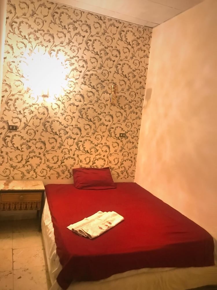 One Season Hostel