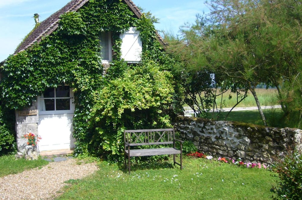 Le Clos Limeray view 4