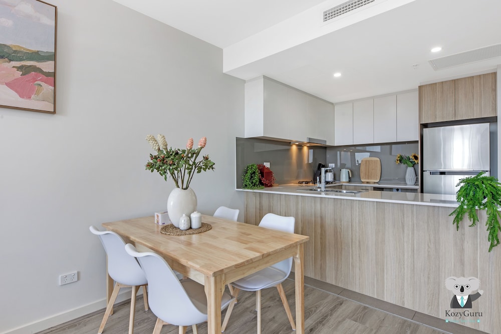 Kozyguru | Parramatta 2 Bed Apt With Parking