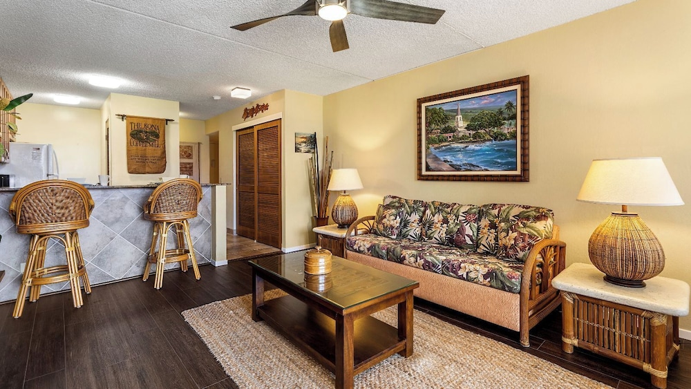 AC - Easy Walk to Restaurants Shopping - Concierge Included - Vrkcv