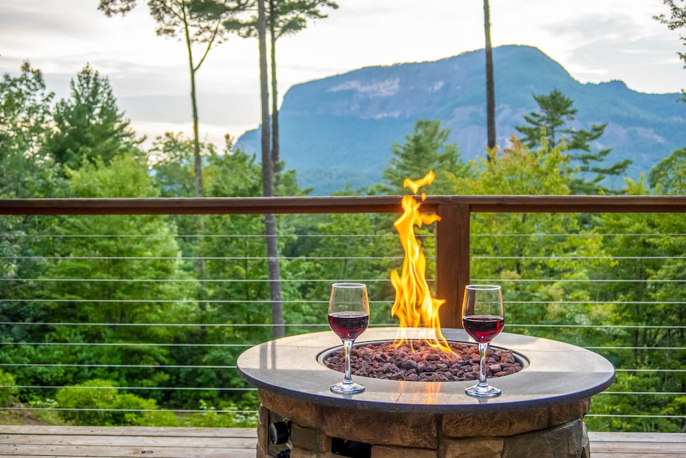 Cashiers Cabin w/ Stunning Views Near Waterfalls! view 3
