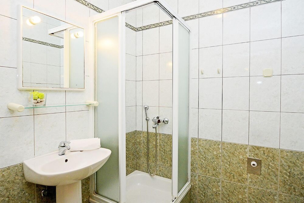 House Adrijana
