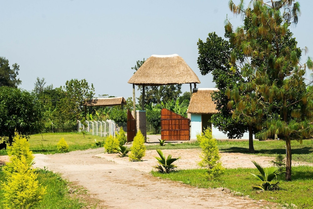 Elephant HAB Lodge