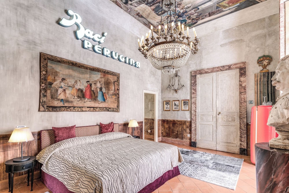 Palazzo Doria Suites