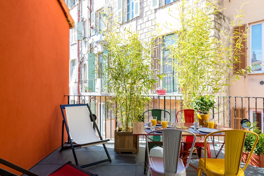 balance & terrace