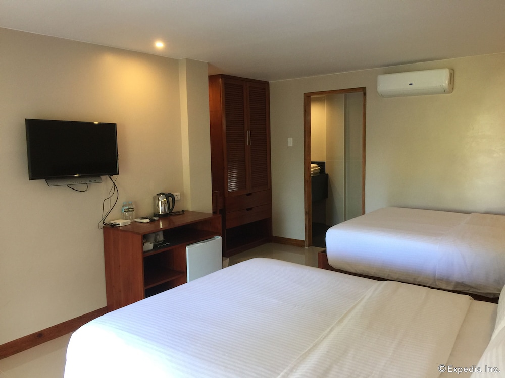 Golden Palm Resort