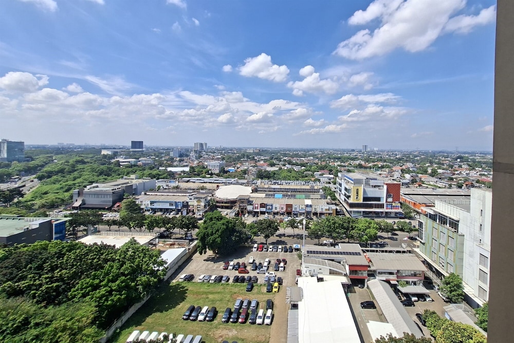 Modern Monochromatic Studio At Transpark Bintaro Apartment