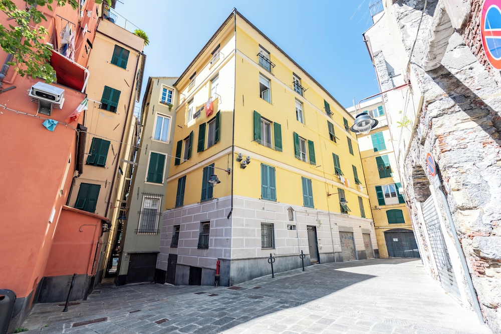 Bright flat near Porto Antico