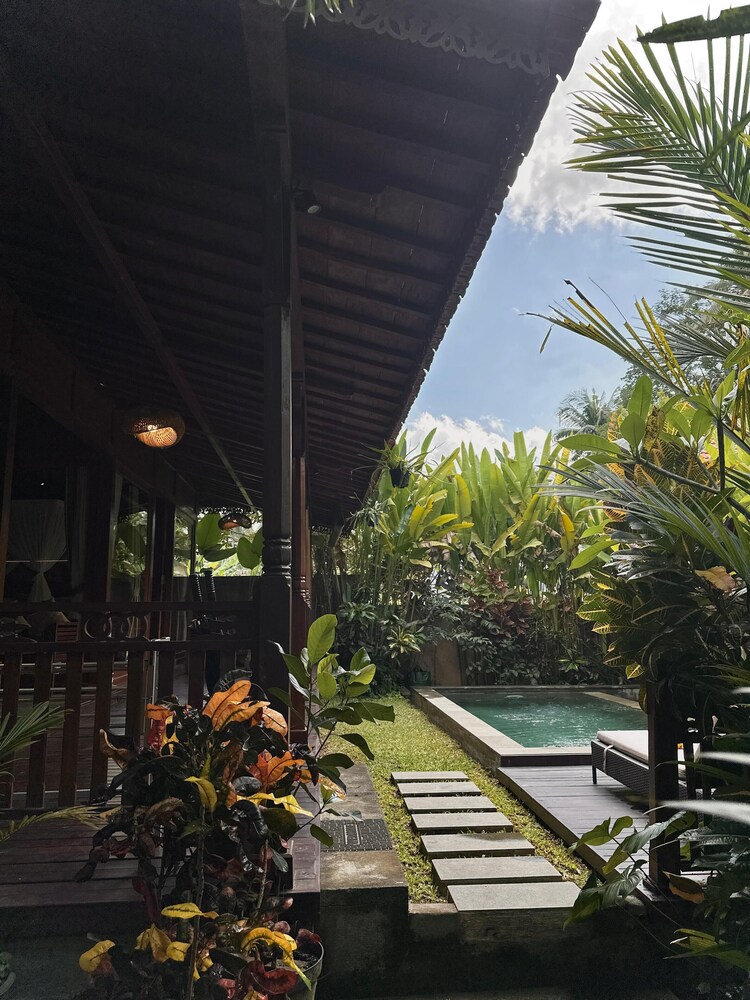 Darta Ubud Joglo Villa by EPS